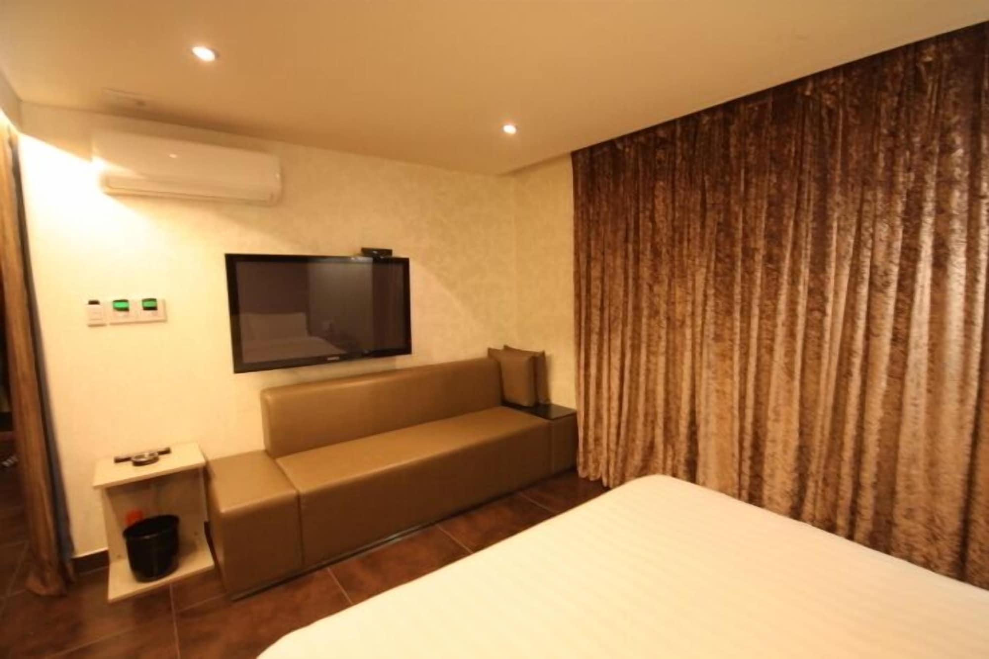The California Hotel Seoul Seocho Exterior photo