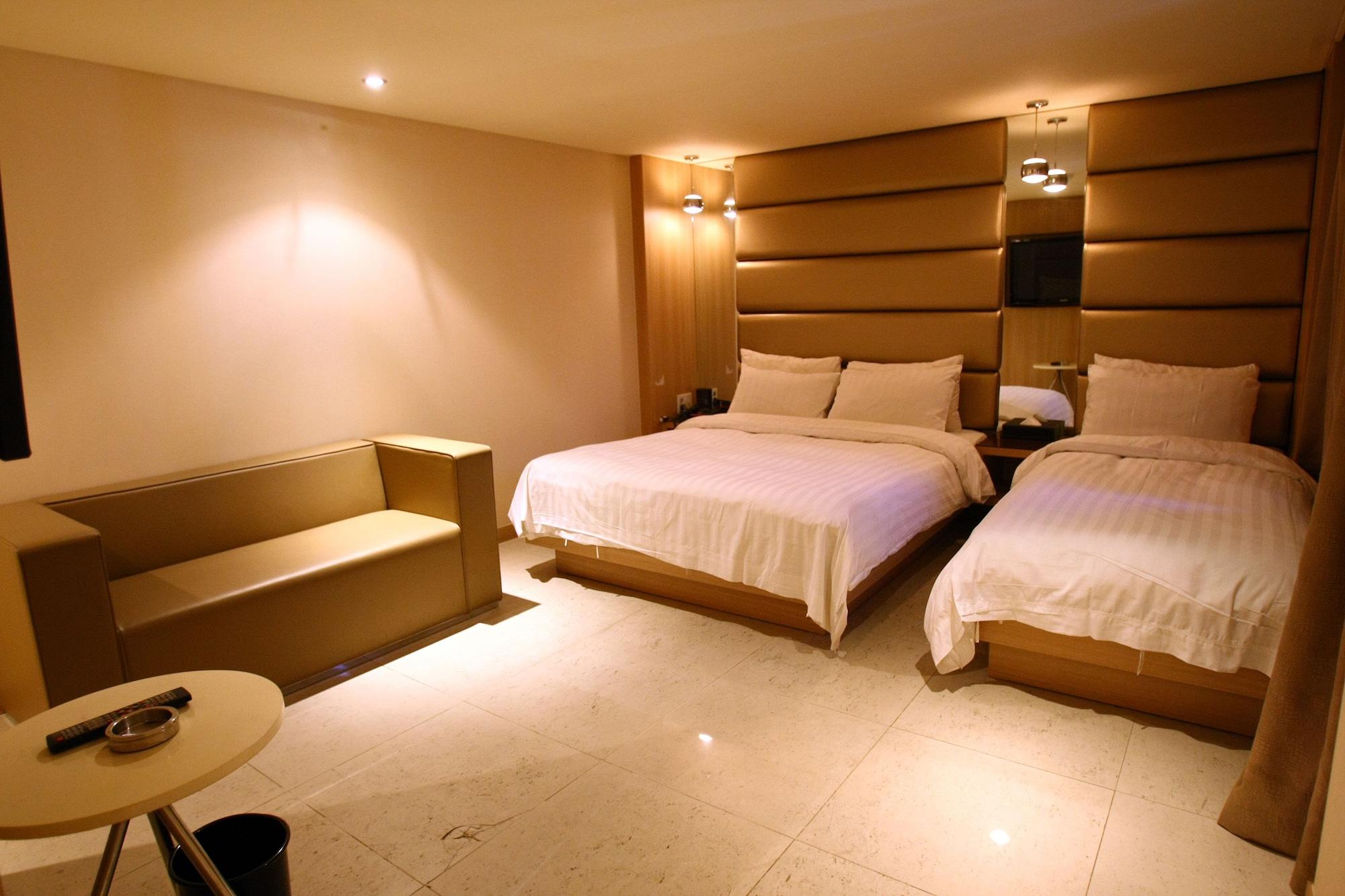 The California Hotel Seoul Seocho Exterior photo