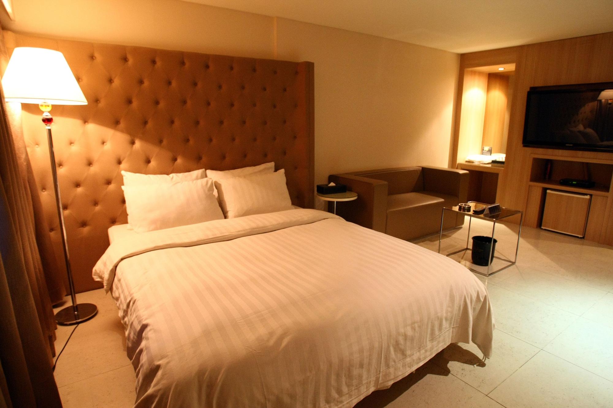 The California Hotel Seoul Seocho Exterior photo