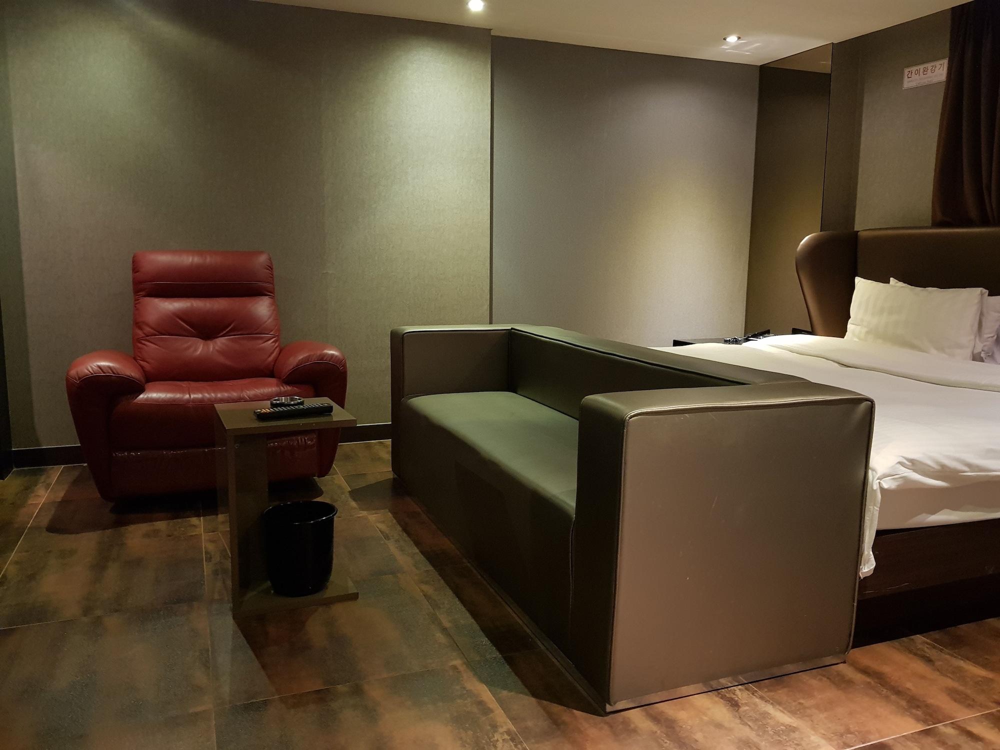 The California Hotel Seoul Seocho Exterior photo