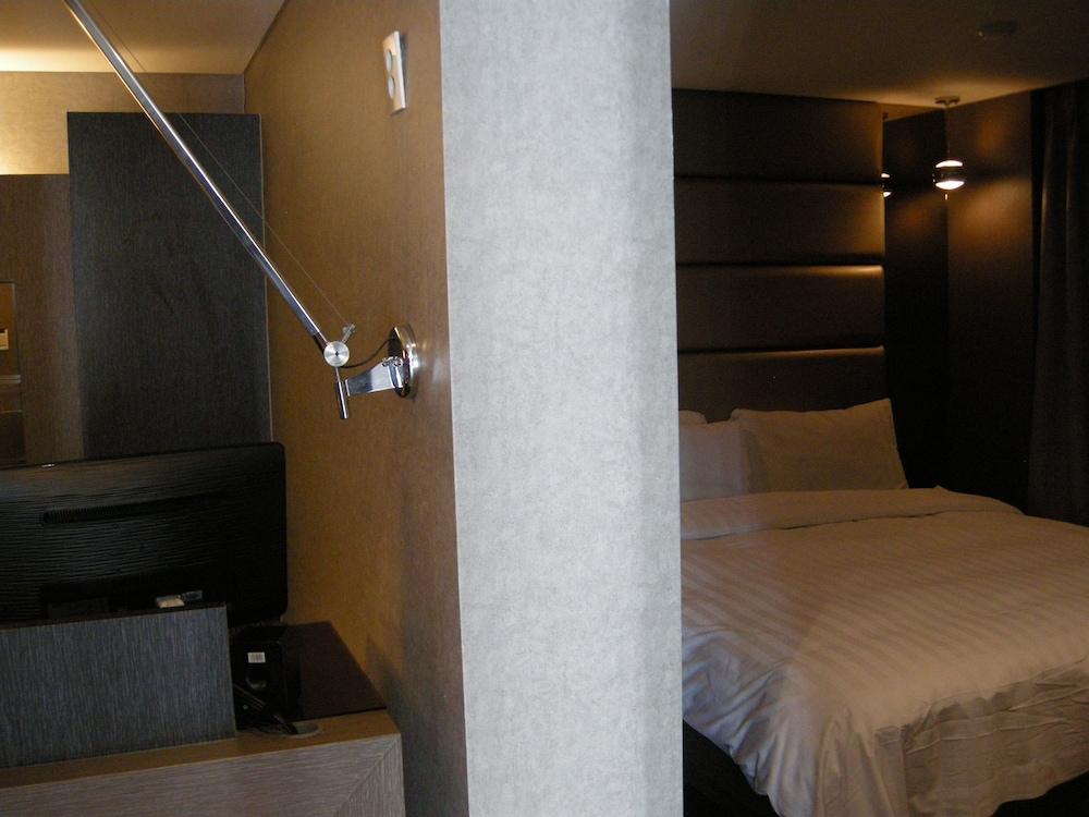 The California Hotel Seoul Seocho Exterior photo